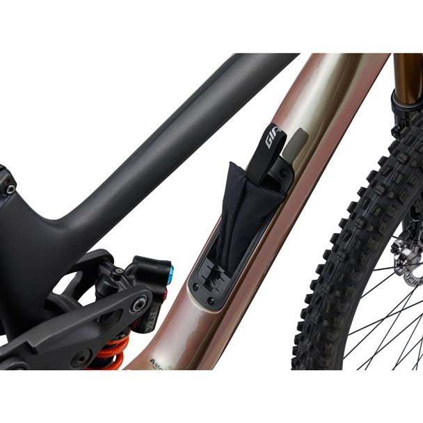 Reign Advanced Pro 0 M Messier/Carbon M24