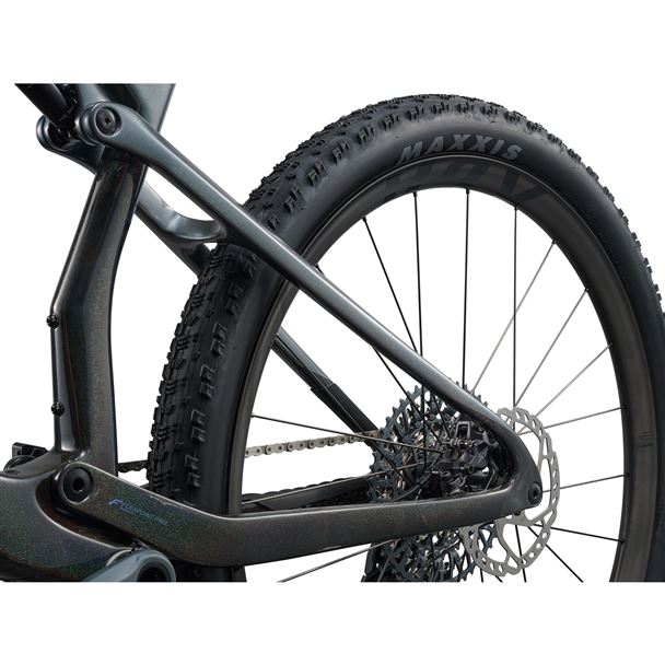 Anthem Advanced SL 1 M Rainbow Black