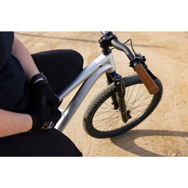 STP 26-Liv One Size Brush Aluminum