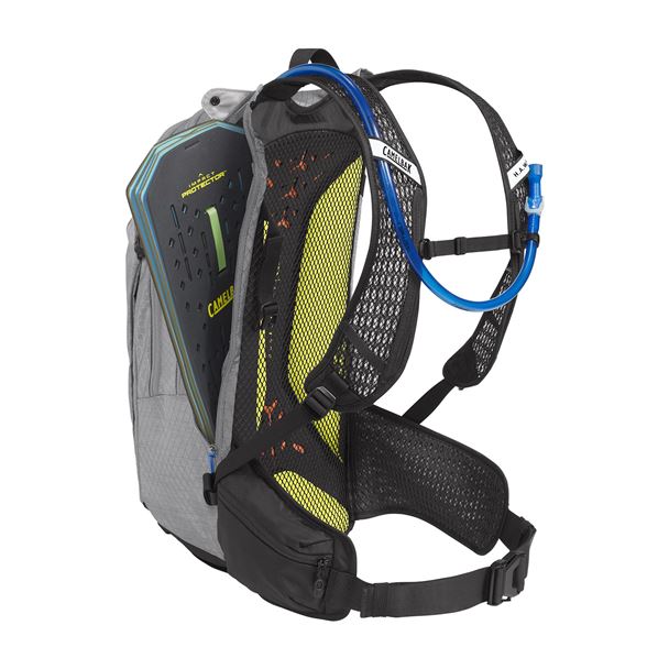 CAMELBAK HAWG Pro 20 Gunmetal/Black