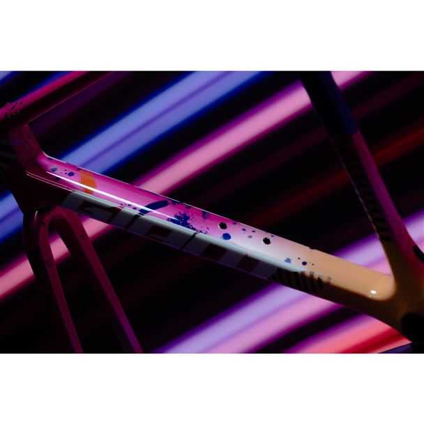 TCR Advanced Pro-rám M Carnival