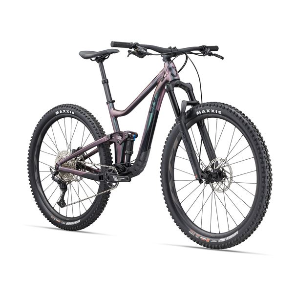 Intrigue 29 2 S  Dark Iridescent  M23