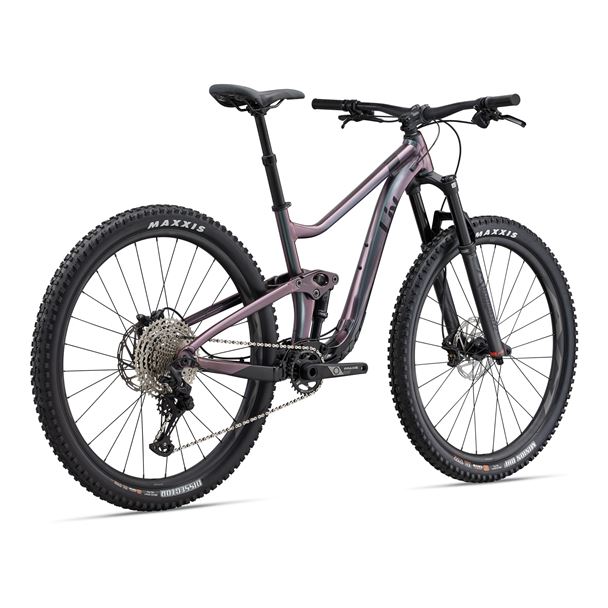 Intrigue 29 2 S  Dark Iridescent  M23