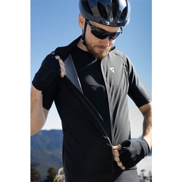 GIANT APEX WIND VEST XL BLACK