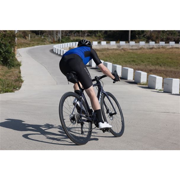 GIANT SHADOW SEAT BAG M BLACK