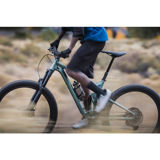 GIANT CONTACT SWITCH AT SEATPOST 499