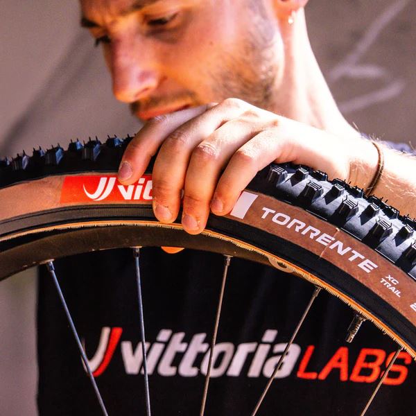 VITTORIA Torrente 29x2.4 XC Trail Brown-blk-blk G2.0