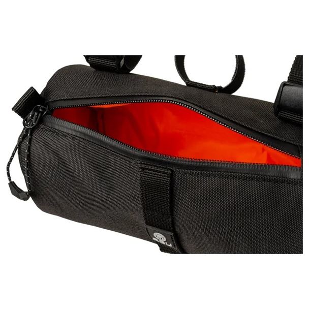 AGU Venture Roll Bag Handlebar Black 1,5 L