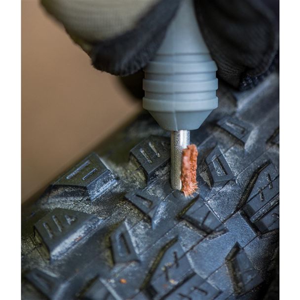 BLACKBURN Plugger Tubeless Tire Repair Kit