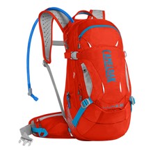 CAMELBAK LUXE LR 14 Cherry Tomato/Atomic Blue CAMELBAK LUXE LR 14 Cherry Tomato/Atomic Blue